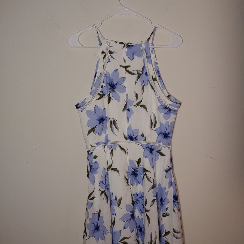 Lulus Zahara Handkerchief Hem Halter Top Floral Midi Dress L in White and Blue - Picture 9 of 10
